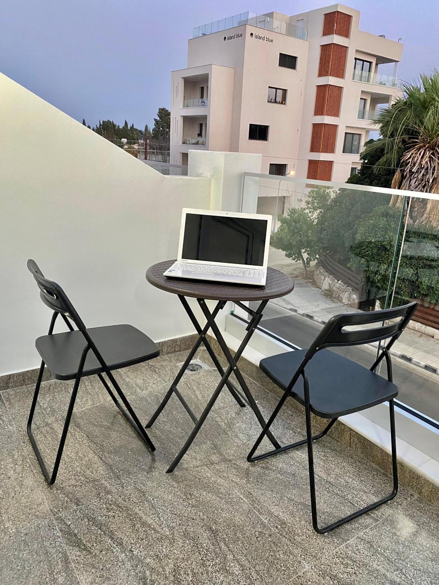 Ev Zin - Modern, Cozy, 1 Bed, Pool, 2 Balconies, A105 Apartment Paphos Exterior photo