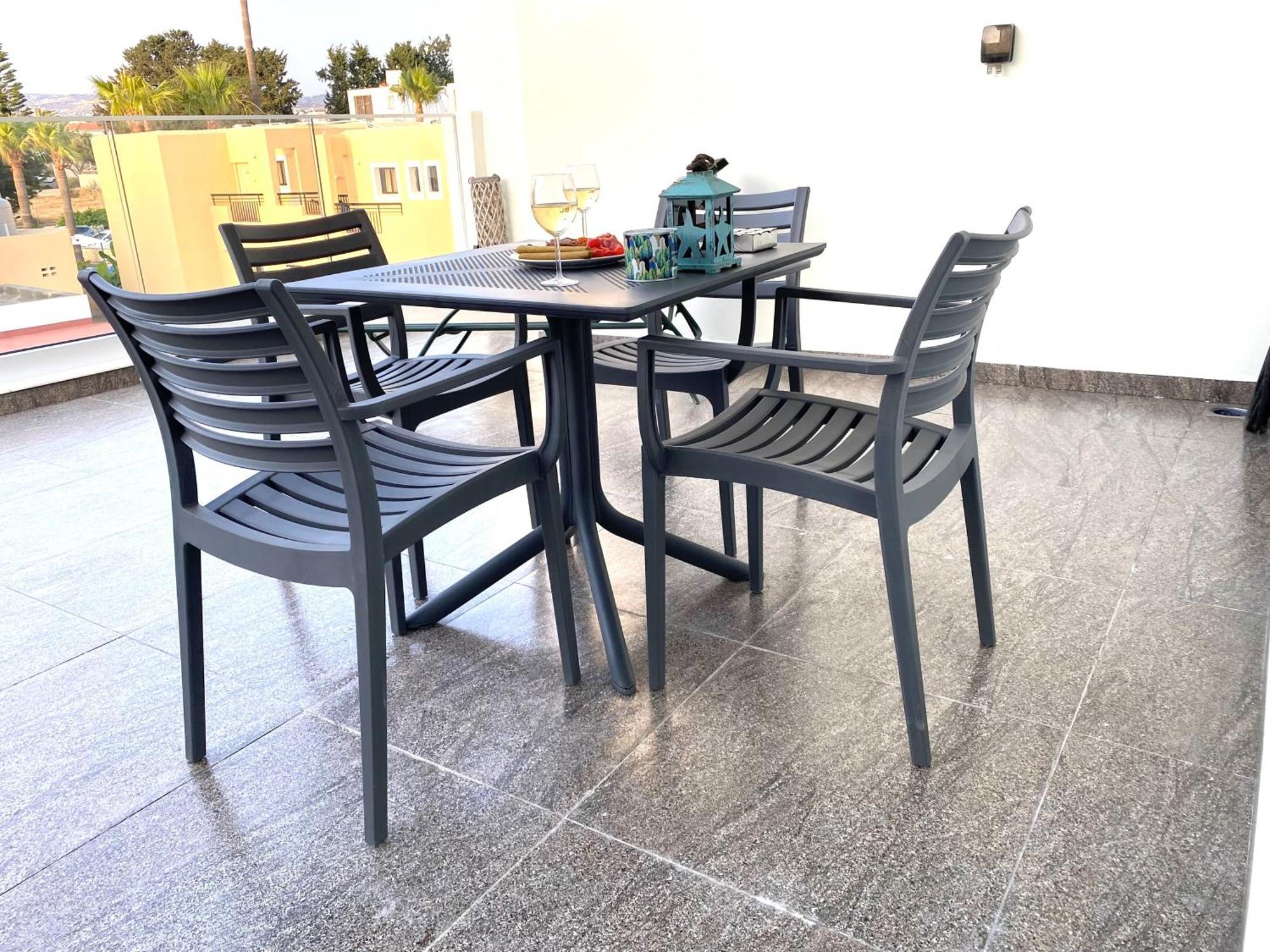 Ev Zin - Modern, Cozy, 1 Bed, Pool, 2 Balconies, A105 Apartment Paphos Exterior photo